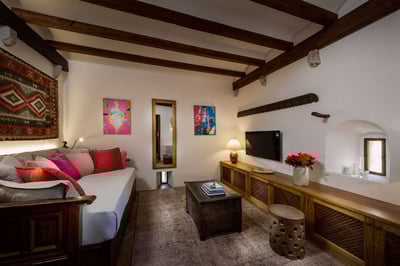 Luxury Villa Photo #15