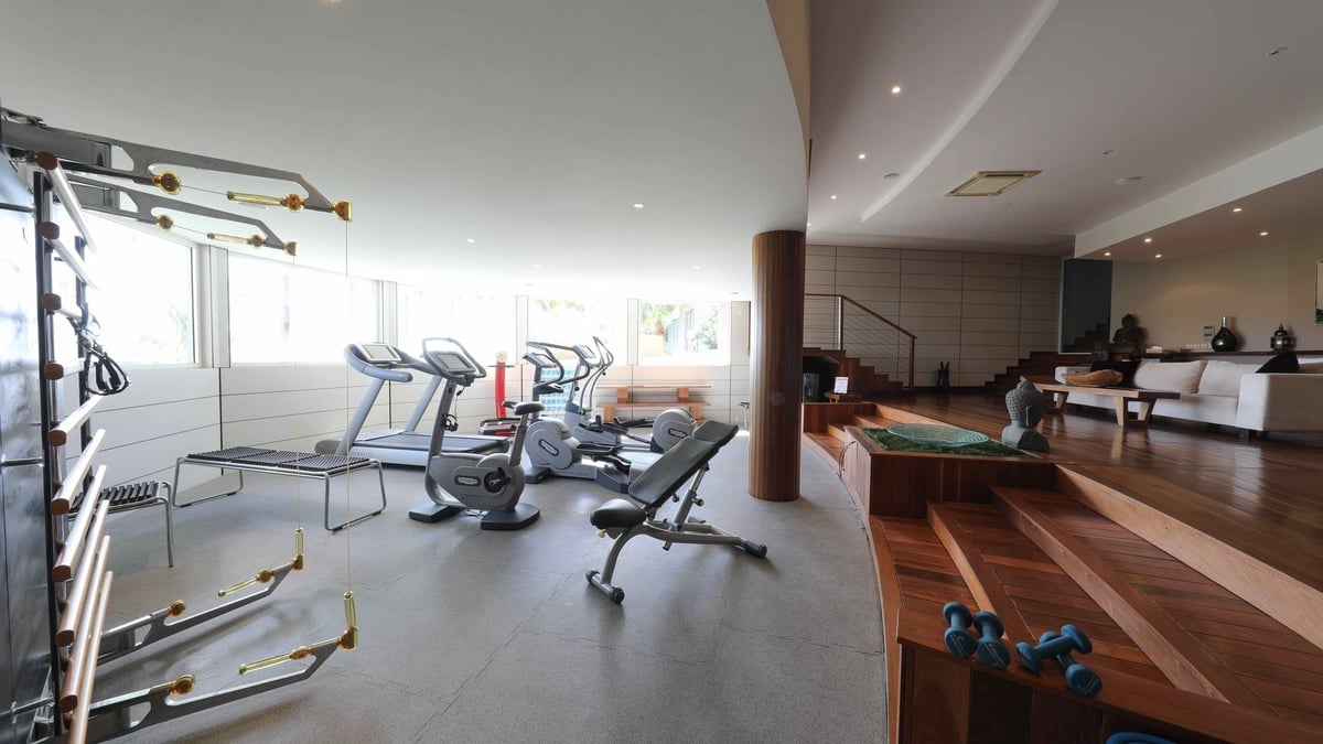 Fitness & Hammam: Lower level, ocean view, open to the garden: Air conditioning, techno-gymnasiums,  - Image 39