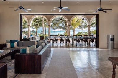 Luxury Villa Photo #13