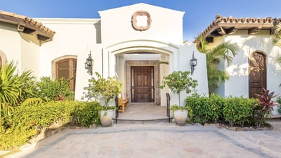 Luxury Villa Photo #47