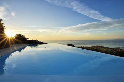 Luxury Villa Photo #3