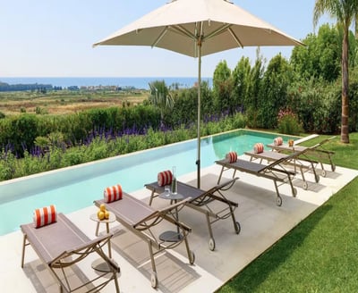 Luxury Villa Photo #5