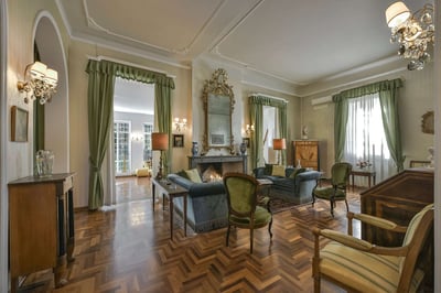 Luxury Villa Photo #10
