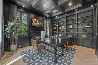 Luxury Villa Photo #16
