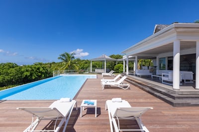 Luxury Villa Photo #5