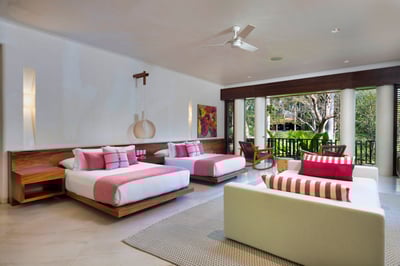 Luxury Villa Photo #41