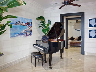 Luxury Villa Photo #21