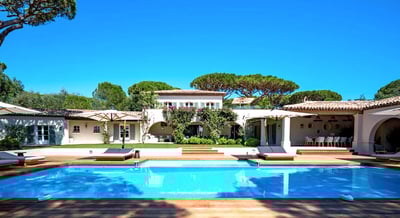 Luxury Villa Photo #2