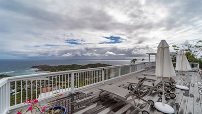 Luxury Villa Photo #6
