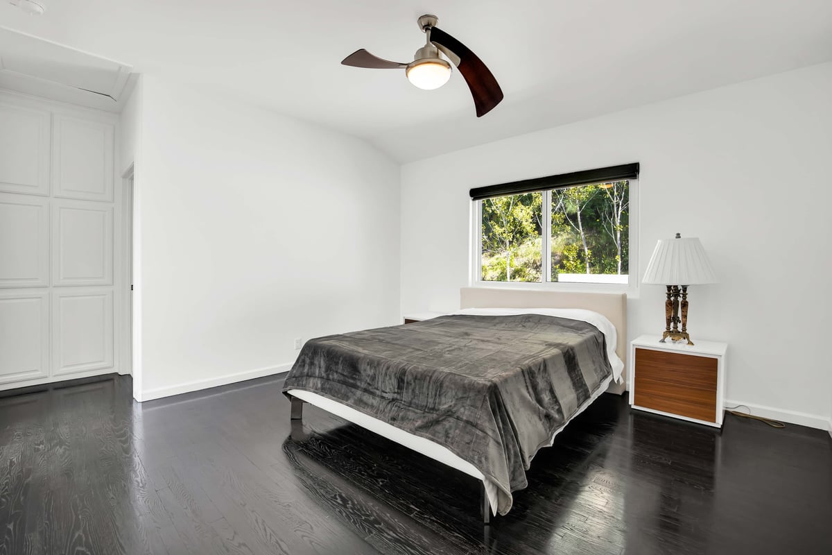 The Artist’s Summit