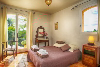 Luxury Villa Photo #22