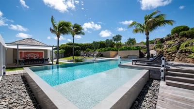 Pool 1 & Terrace