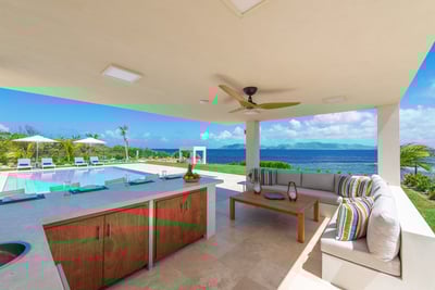 Luxury Villa Photo #30