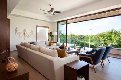 Luxury Villa Photo #13