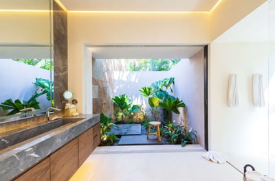 Luxury Villa Photo #37