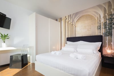 Luxury Villa Photo #20