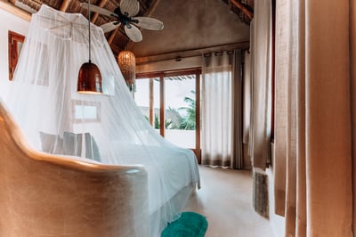 Luxury Villa Photo #12