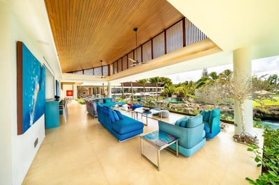 Luxury Villa Photo #30