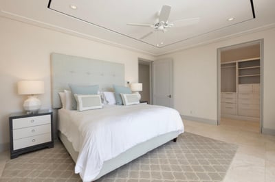 Luxury Villa Photo #25