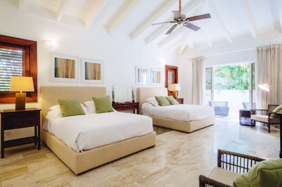 Luxury Villa Photo #28