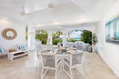 Luxury Villa Photo #28