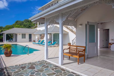 Luxury Villa Photo #12
