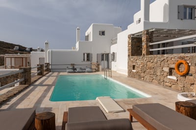 Luxury Villa Photo #7