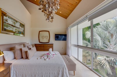Luxury Villa Photo #69