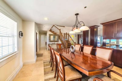 Luxury Villa Photo #6