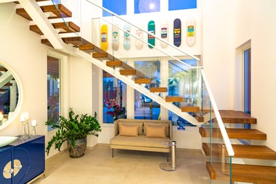 Luxury Villa Photo #17