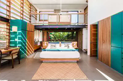 Luxury Villa Photo #22