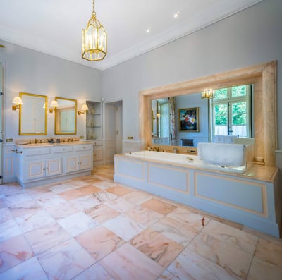 Luxury Villa Photo #34