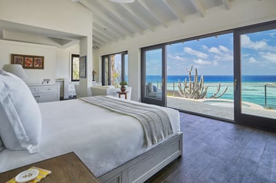 Luxury Villa Photo #8