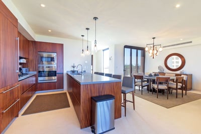 Luxury Villa Photo #7