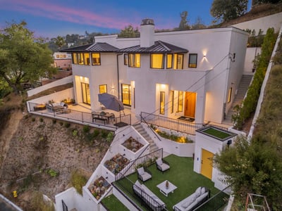 Luxury Villa Photo #2