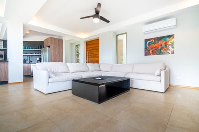 Luxury Villa Photo #29