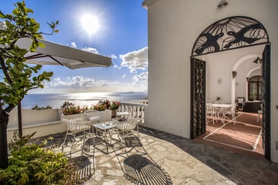 Luxury Villa Photo #7