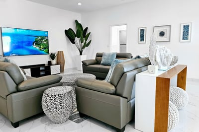 Luxury Villa Photo #14