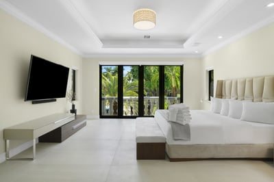 Luxury Villa Photo #40