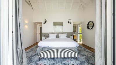 Luxury Villa Photo #63