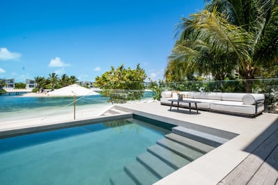 Long Bay,6 Bedroom Lagoon Villa