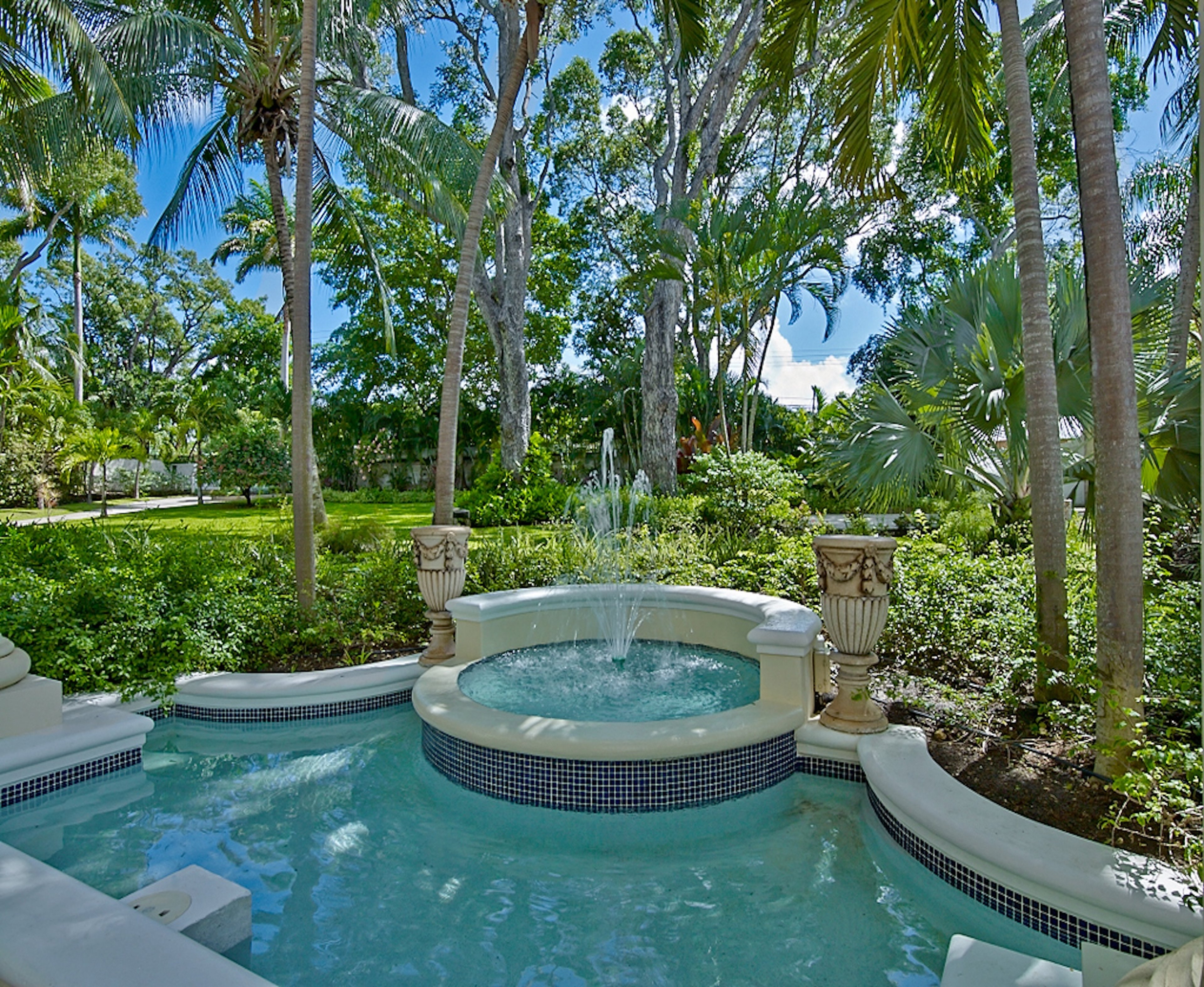 Cove Spring House - 2