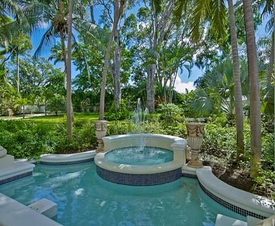 Luxury Villa Photo #2
