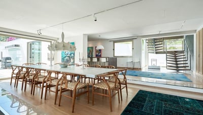 Luxury Villa Photo #13