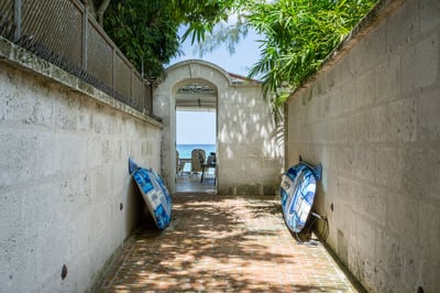 Luxury Villa Photo #15