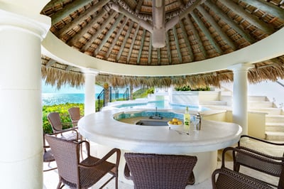 Luxury Villa Photo #26