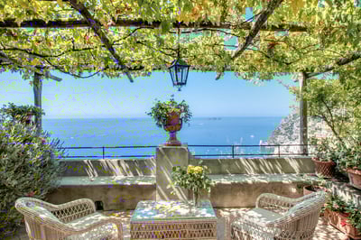 Luxury Villa Photo #11