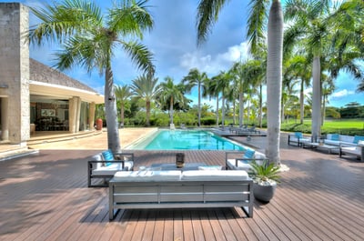 Luxury Villa Photo #4