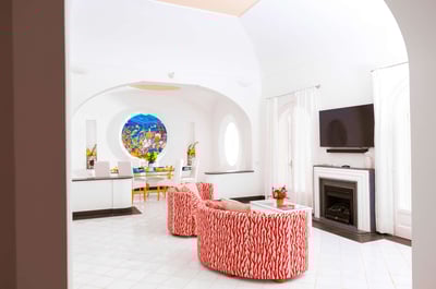 Luxury Villa Photo #9