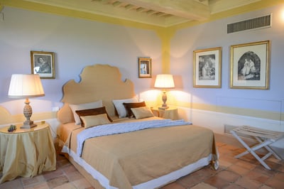 Luxury Villa Photo #24